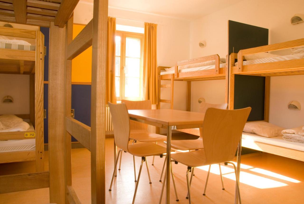 Youth Hostel Vianden Bagian luar foto